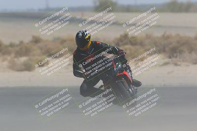 media/Mar-28-2022-Superbike Trackdays (Mon) [[b8603d0f67]]/Open Track Time/Turn 16/